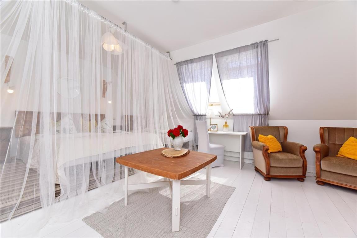 Spicite Hotel Ventspils Kültér fotó