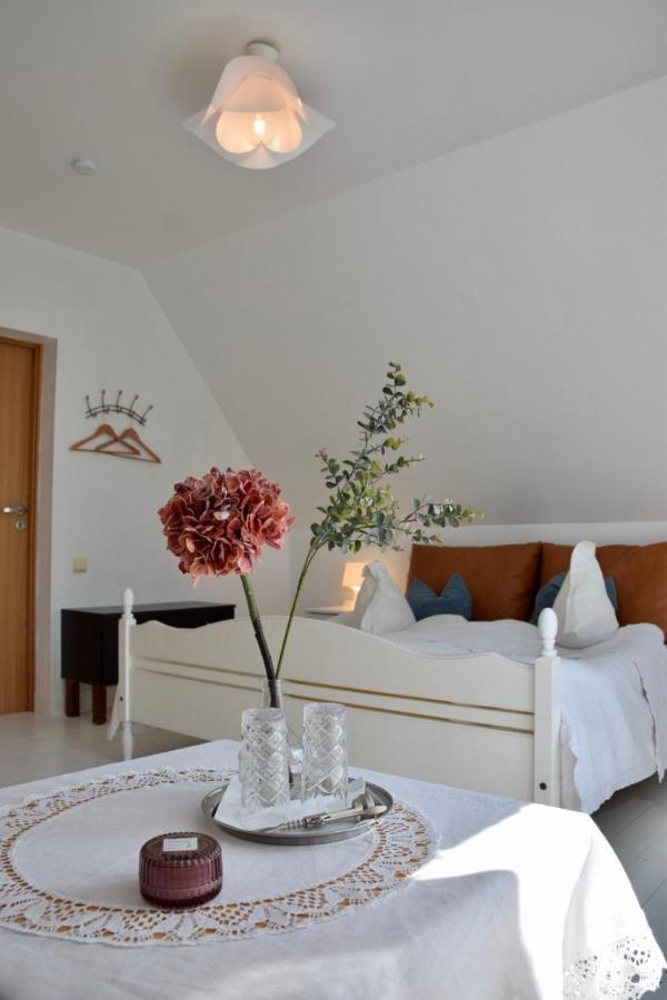 Spicite Hotel Ventspils Kültér fotó